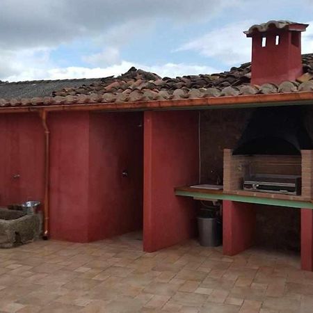 Casa Rural Rojo Del Tietar La Iglesuela Exterior foto