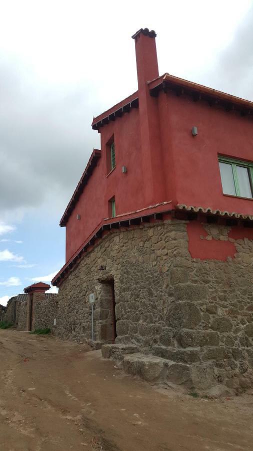 Casa Rural Rojo Del Tietar La Iglesuela Exterior foto